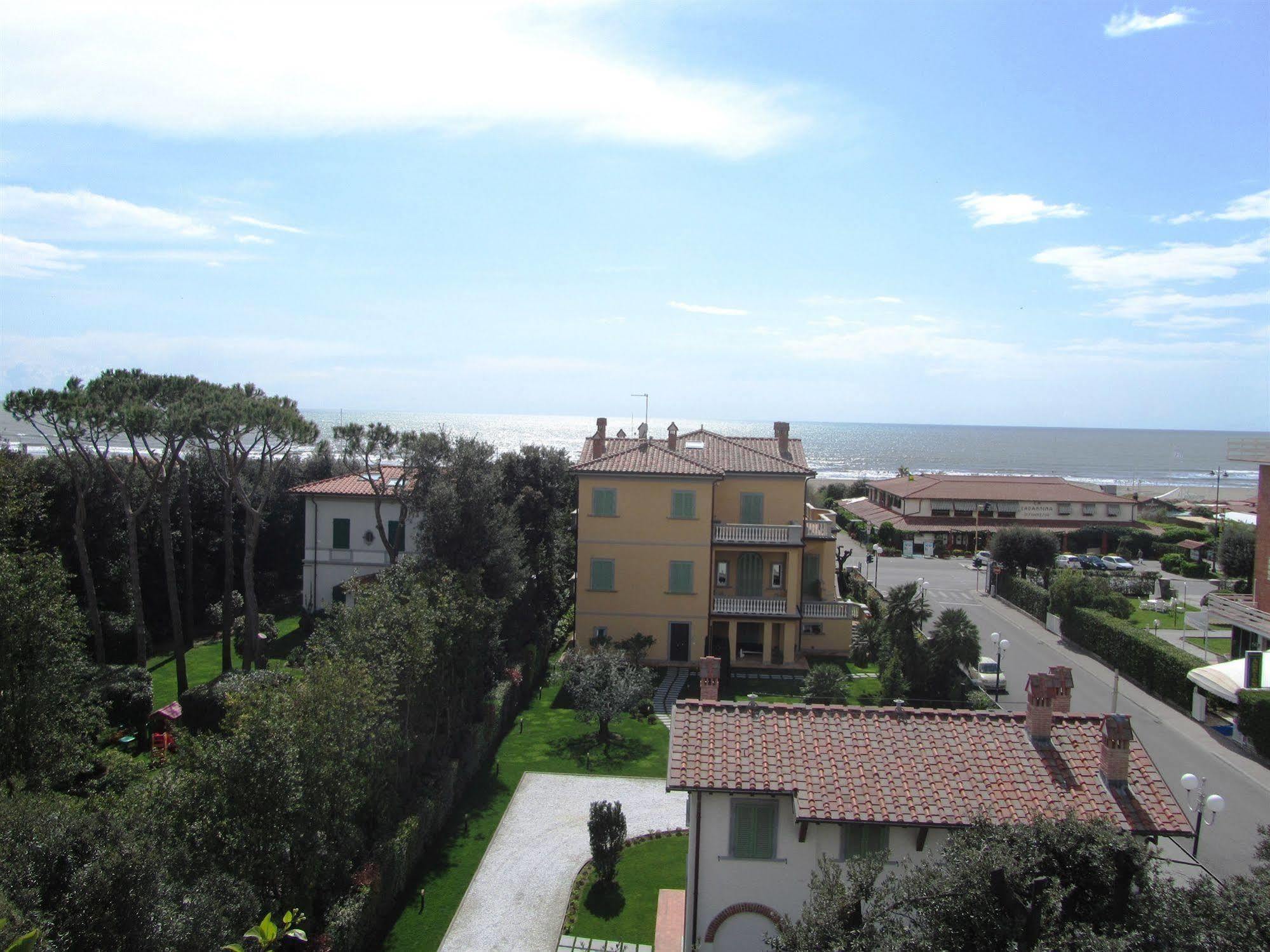 President Hotel Forte dei Marmi Exterior photo